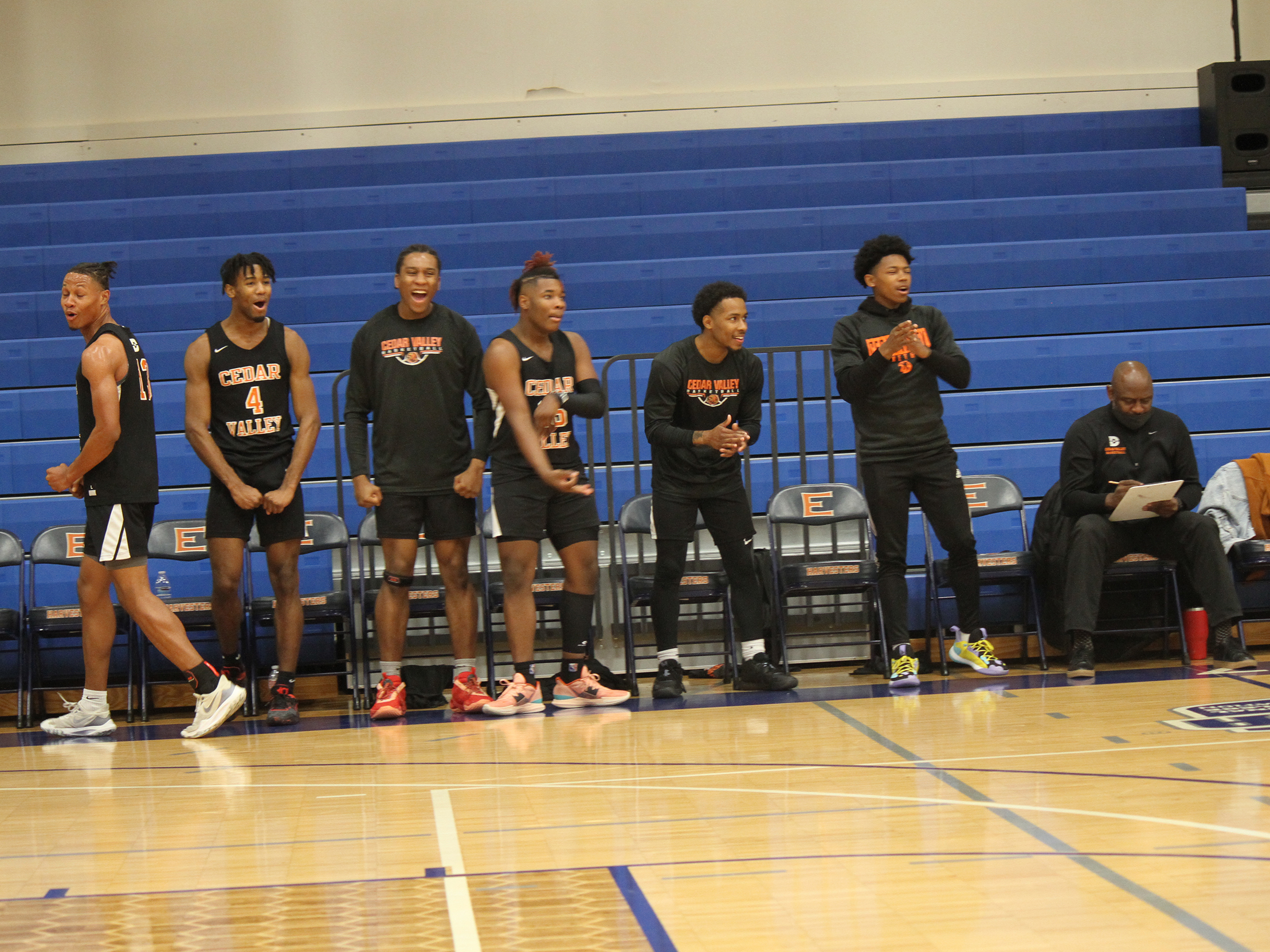 Men's Hoops Begin Second Half of Conference Play Saturday at Home