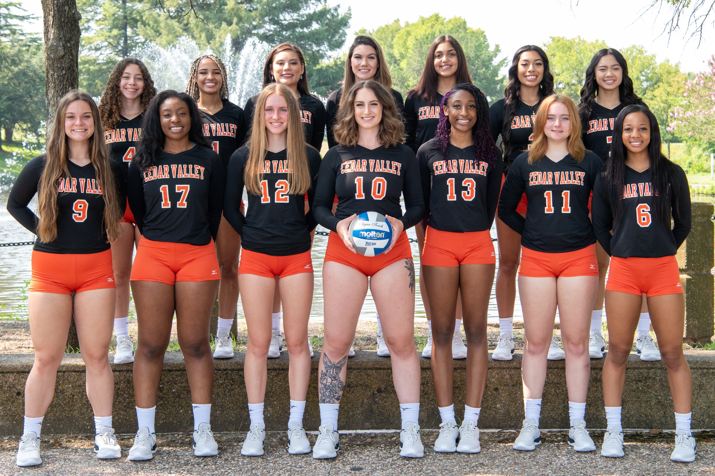 Suns Volleyball Enters Final Stretch of Regular Season